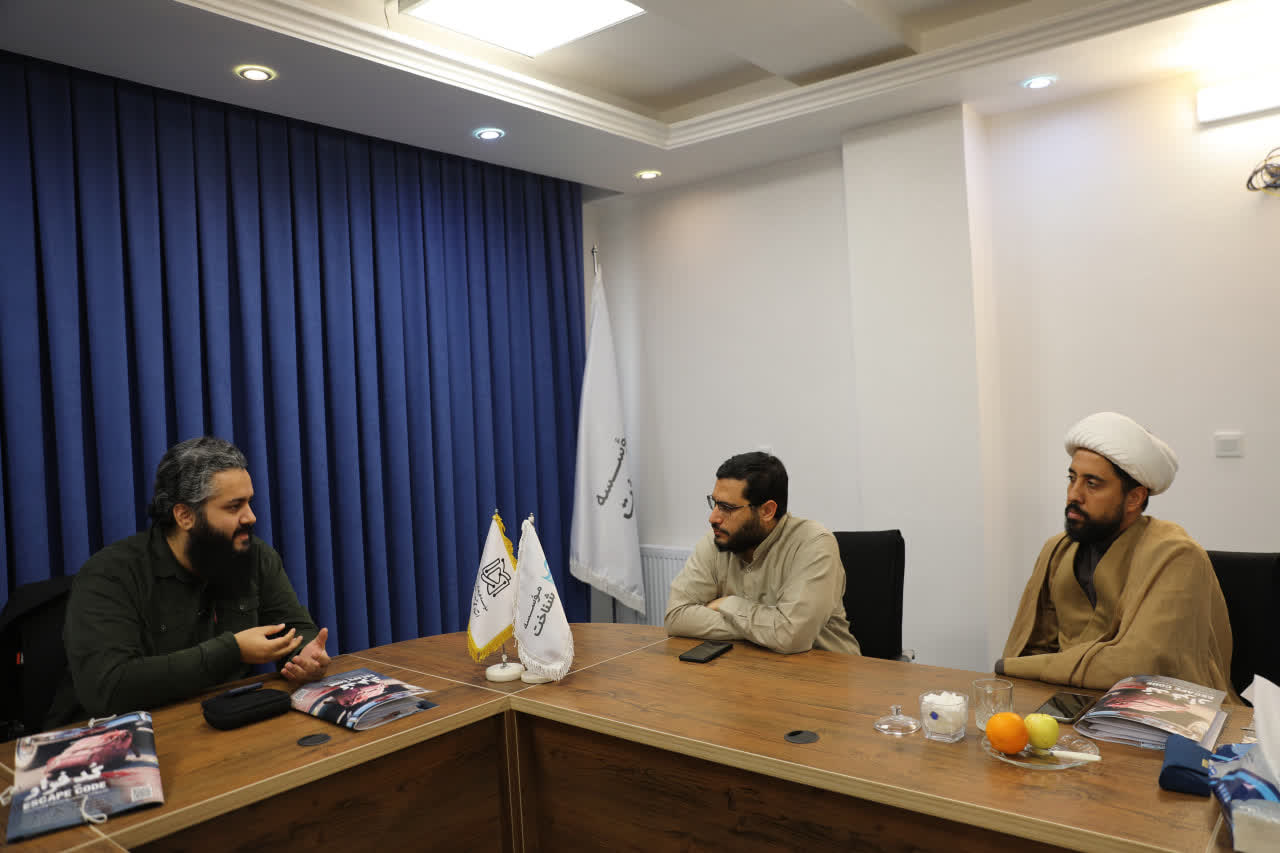 نشست «بازی سازی و انقلاب اسلامی»